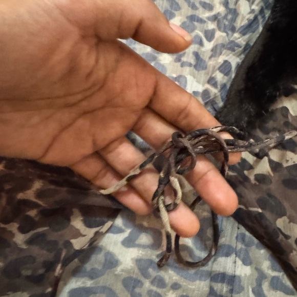 NWT SUPERDOWN Leopard Print Sheer front tie with faux fur Trim top size XS - Picture 10 of 12